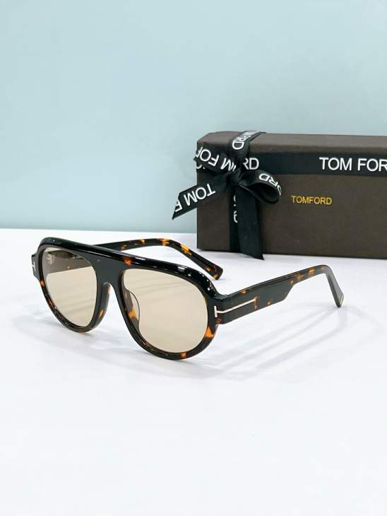 Picture of Tom Ford Sunglasses _SKUfw79278186fw